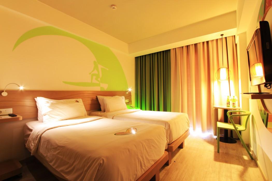 Maxonehotels At Bukit Jimbaran Экстерьер фото