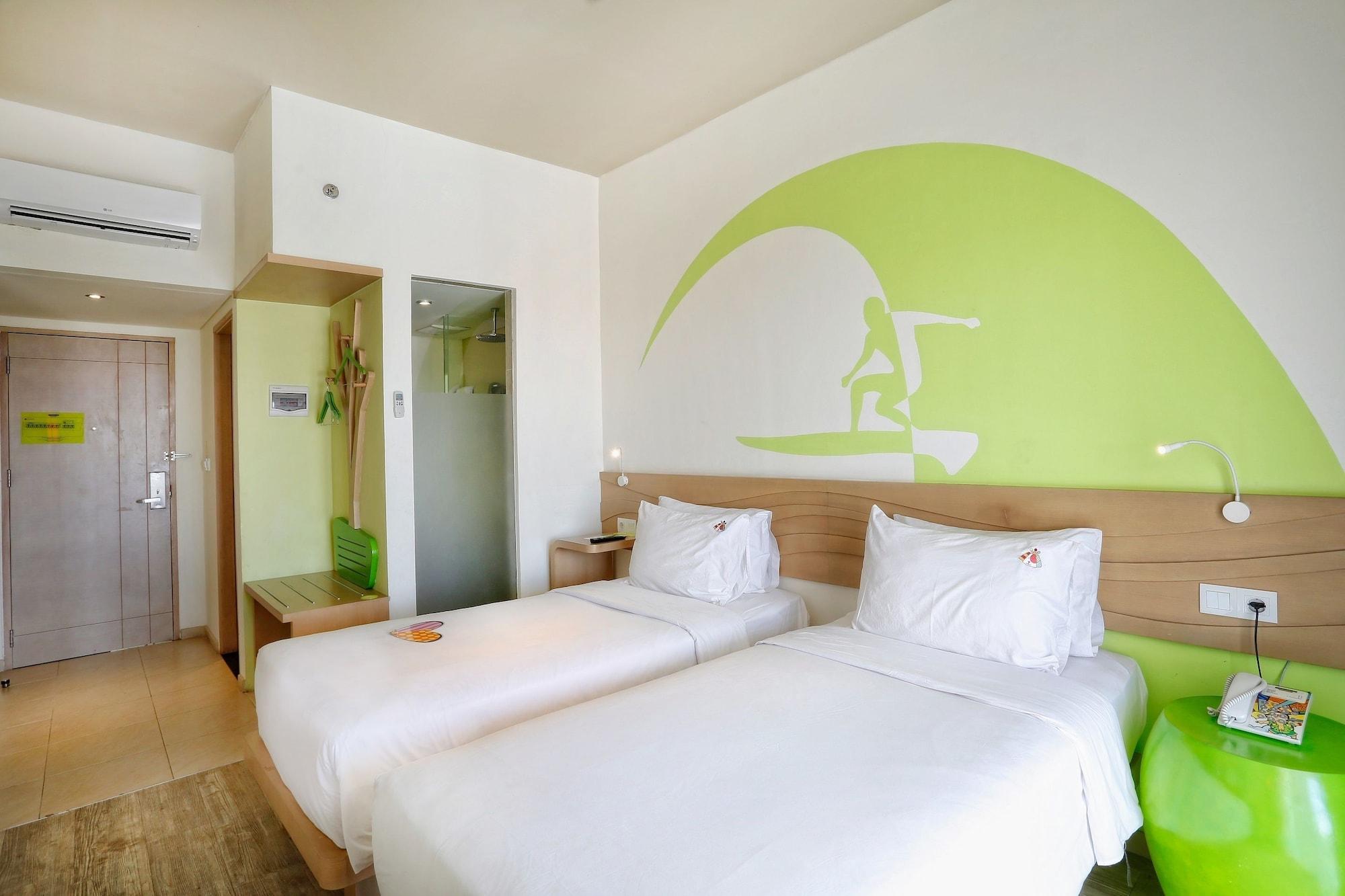 Maxonehotels At Bukit Jimbaran Экстерьер фото