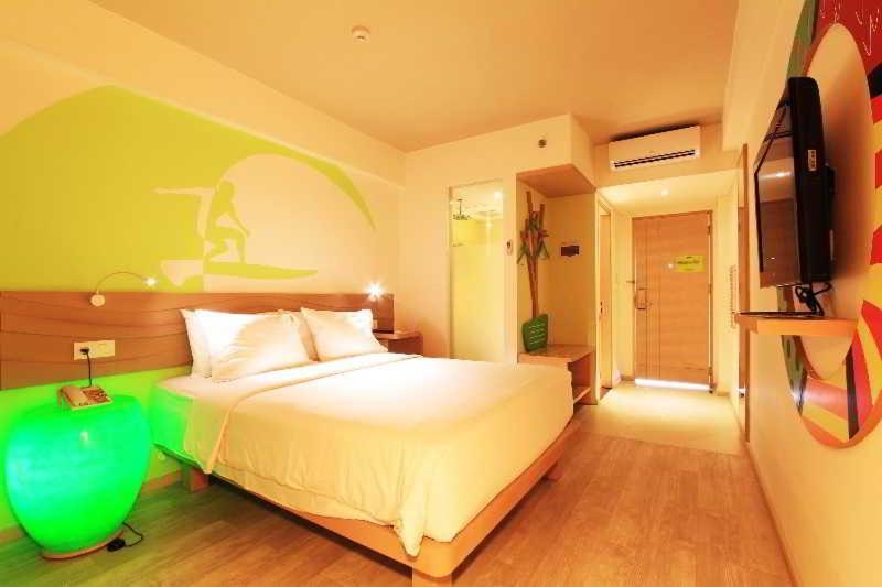 Maxonehotels At Bukit Jimbaran Номер фото