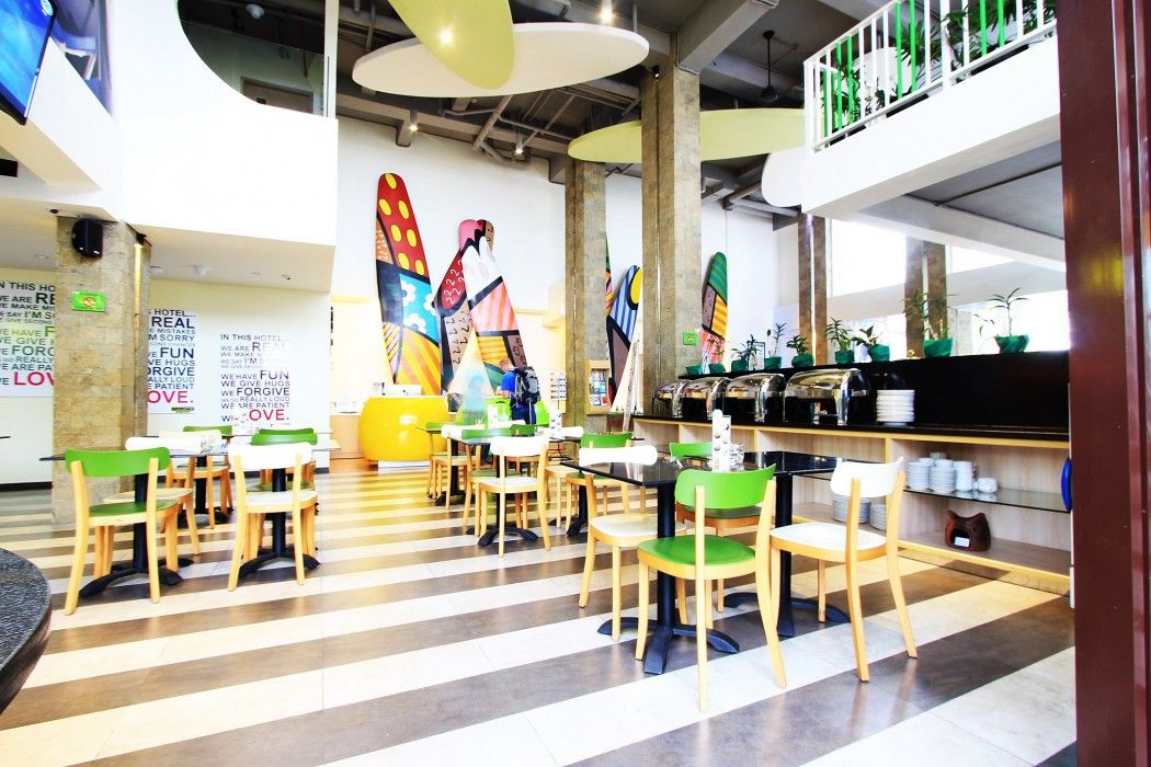 Maxonehotels At Bukit Jimbaran Экстерьер фото